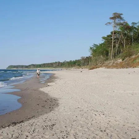 Glonek Drewniany Nad Morzem - Kolo Jaroslawca Dom wakacyjny *